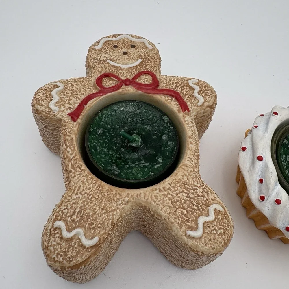 YANKEE CANDLE - Gingerbread Man‎ And Cupcake tea light / votive holder Set Of 2